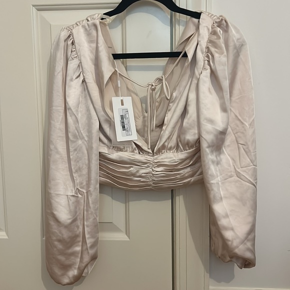 Endless Rose blush pink blouse - Picture 2 of 4
